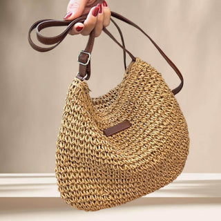 Woven straw crossbody bag | bohemian style.